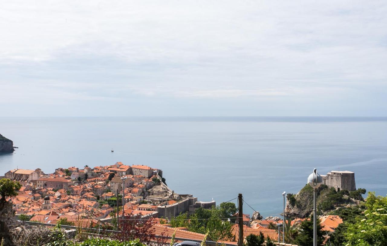 Апартаменты Charming View Old Town Ap, With Free Parking Дубровник Экстерьер фото